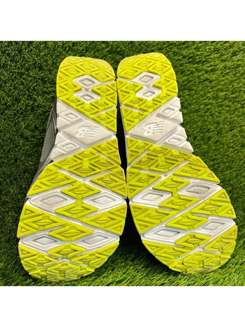 New Balance 730 V2 Mens Size 10.5 Gray Yellow Athletic Running Shoes Sneakers